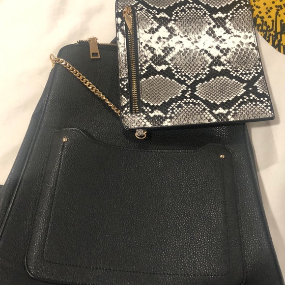 Backpack - Picture 3 of 8